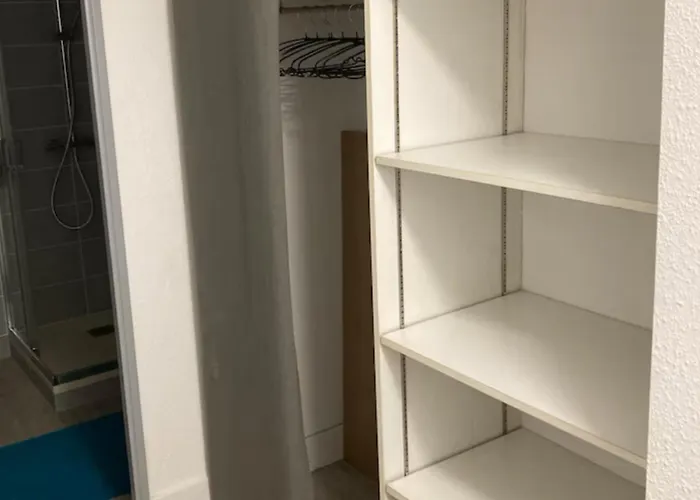 Apartment Bleu Idealement Situe Gare Coeur De Acces Bus Direct Futuroscope Poitiers